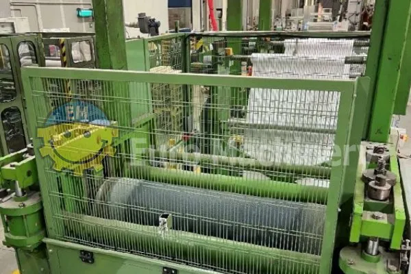 1600003 MANZONI Paper tablecolth cutting and packing line (3) Cutting machine Manzoni for paper tablecloth