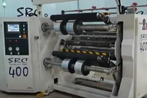 SRC 400CW slitter rewinder a compact slitter, ideal for limited spaces and various materials.