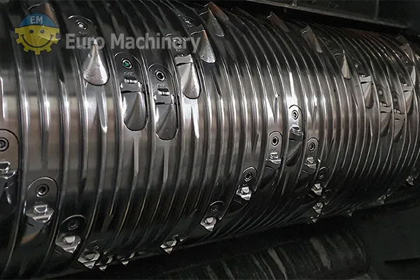 Plastic Shredder – UNTHA VR100 with High Output